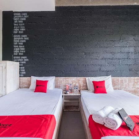 Reddoorz @ Pecatu Ungasan Hotel Екстериор снимка