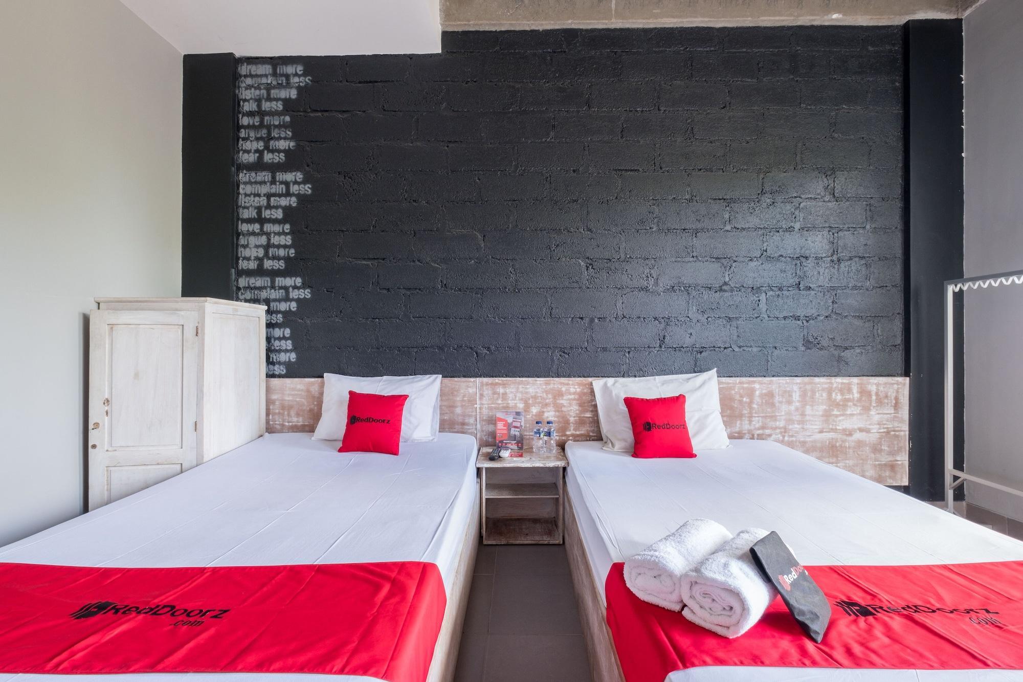Reddoorz @ Pecatu Ungasan Hotel Екстериор снимка